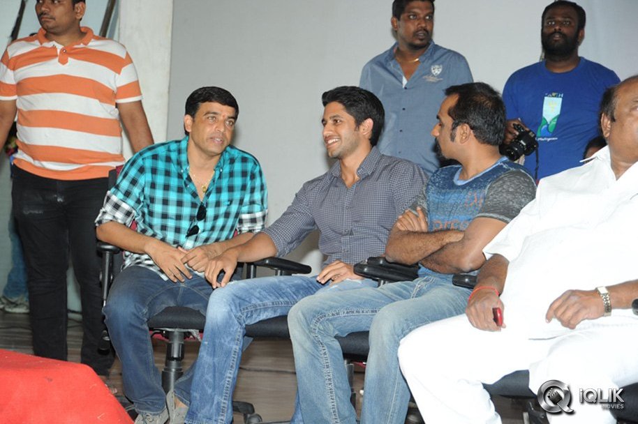 Auto-Nagar-Surya-Triple-Platinum-Disc-Function